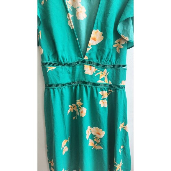 Leoth Short Sleeve Floral Shift Dress Size S - Picture 4 of 9